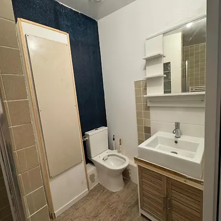 Printanier Apartment *